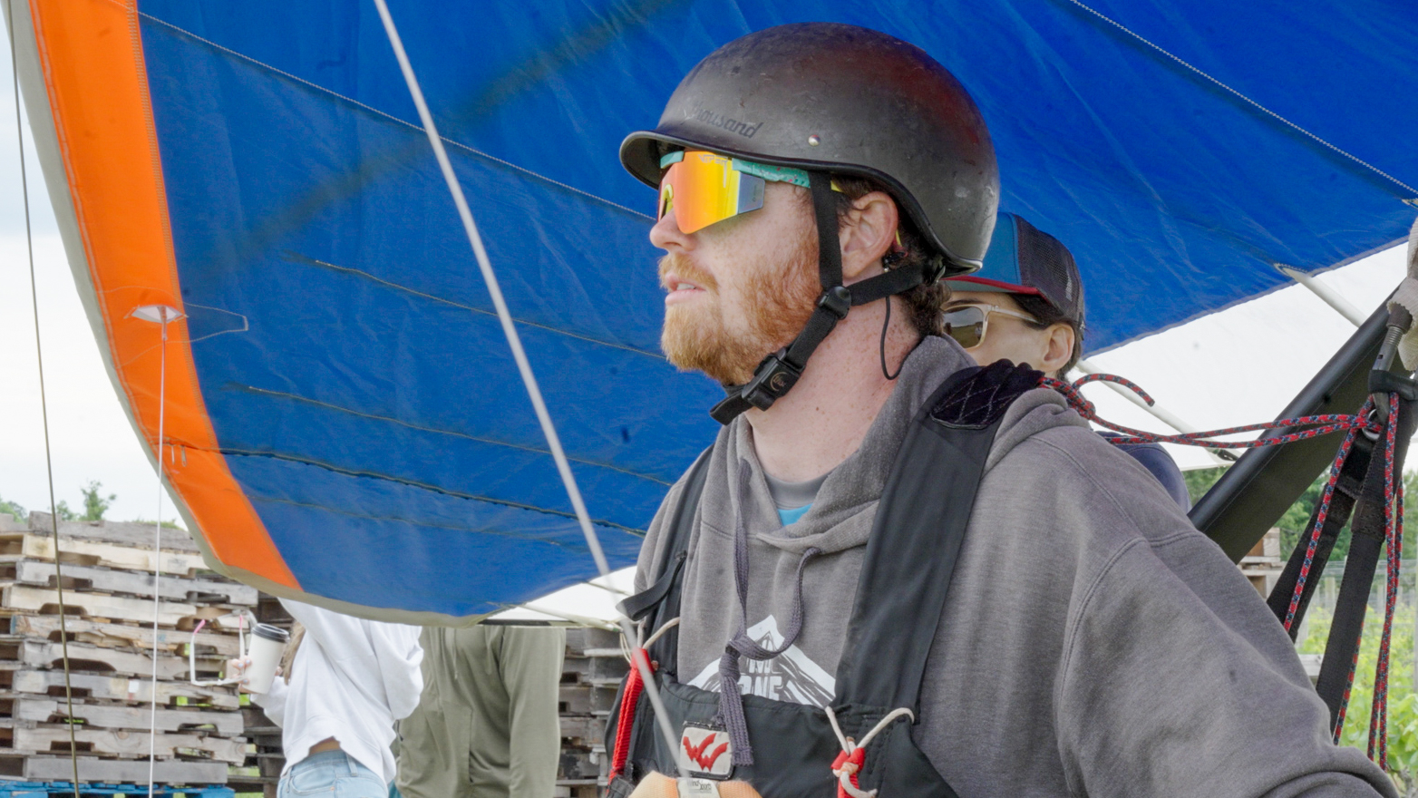 Nolan Hollingshead prepares for aerotowing on the first day of the Hang Gliding Spectacular at the Cotton Gin in Curru2026