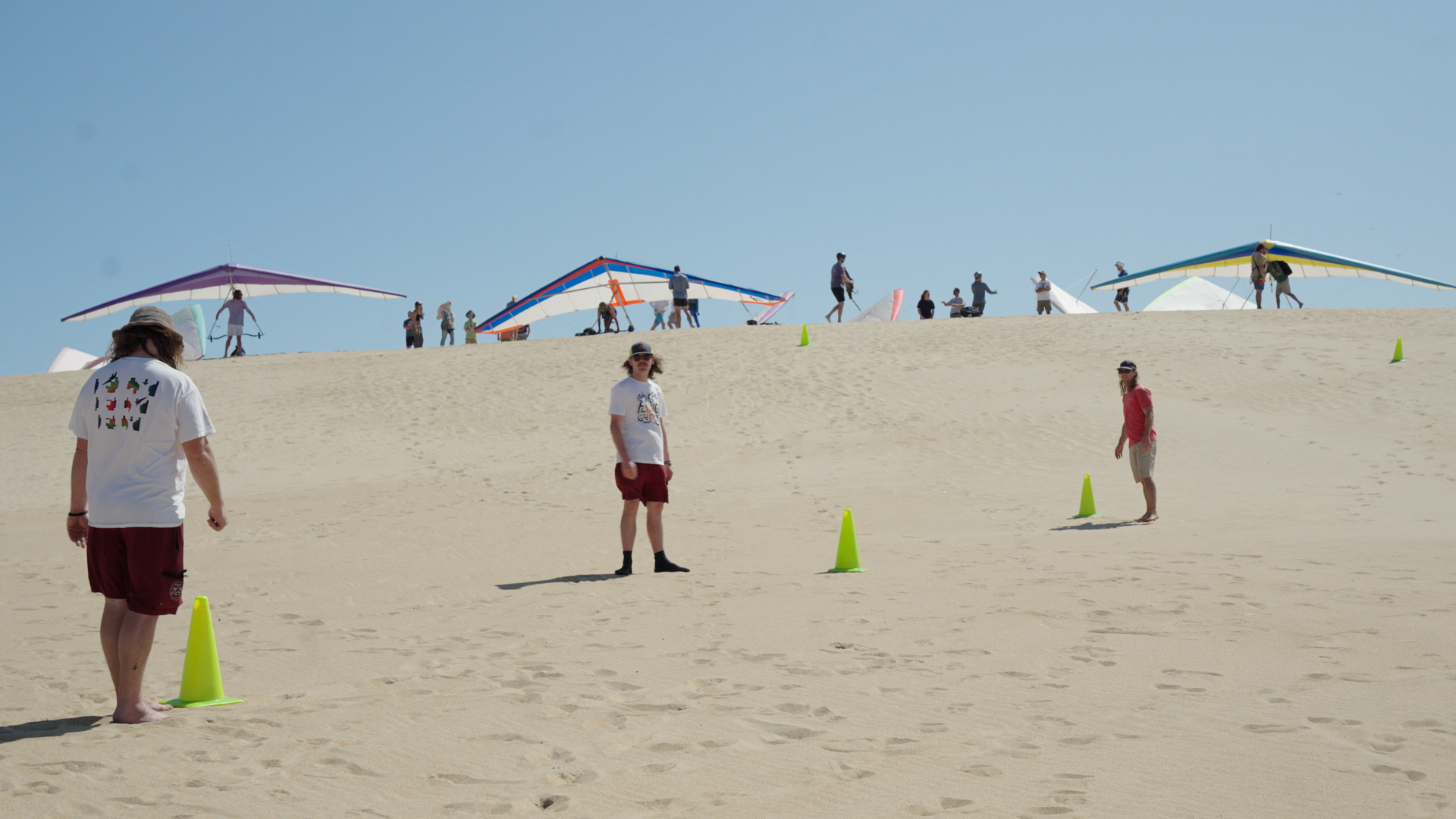 Willie and Michael Vaughn set up for the third day of competition on the dunes.